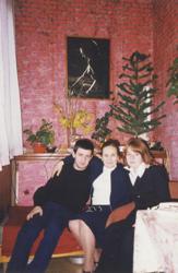 с внуками Суреном и Кариной 